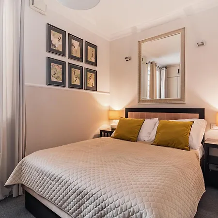 Sanhaus - Capri - 200 Metrow Od Plazy I Deptaka Sopot
