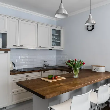 Sanhaus - Capri - 200 Metrow Od Plazy I Deptaka 아파트 *