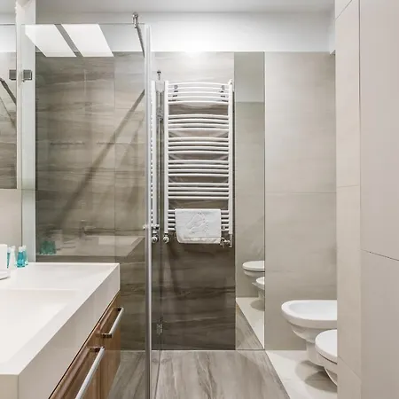 Sanhaus - Capri - 200 Metrow Od Plazy I Deptaka 아파트